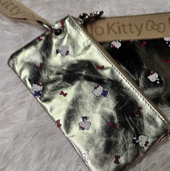 Hello Kitty by Sanrio 2 Piece Gold Bags with Wristlet Pouch Set 2020 EUC - Picture 2 of 16